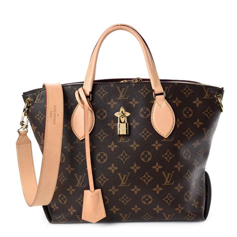 louis vuitton sac tote|Louis Vuitton zipped tote.